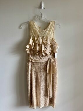 NWT BADGLEY MISCHKA Dress-Cream